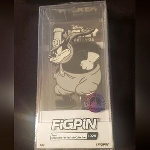 Disney figpin